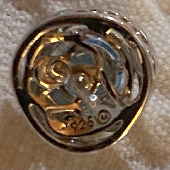 925 Silver and Blue Topaz earrings - Picture 5 of 5